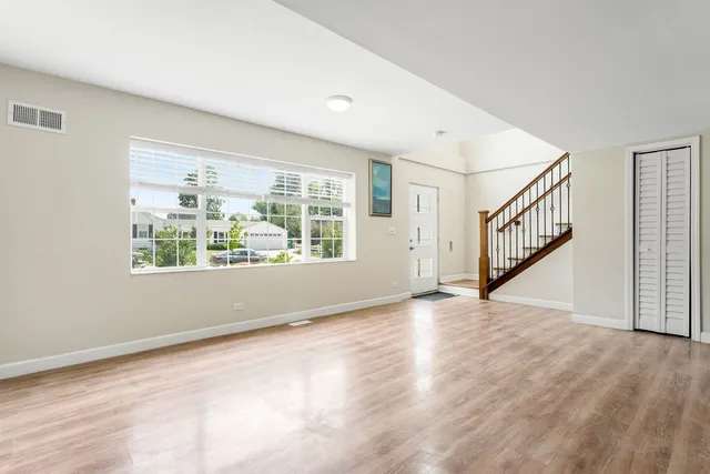 $585,000 | 201 West Potomac Avenue, Lombard, IL 60148