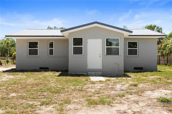 $362,000 | 11009 Spivey Road, Unit 1, Gibsonton, FL 33534