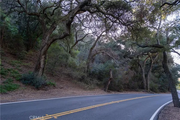 a view of a tennis court