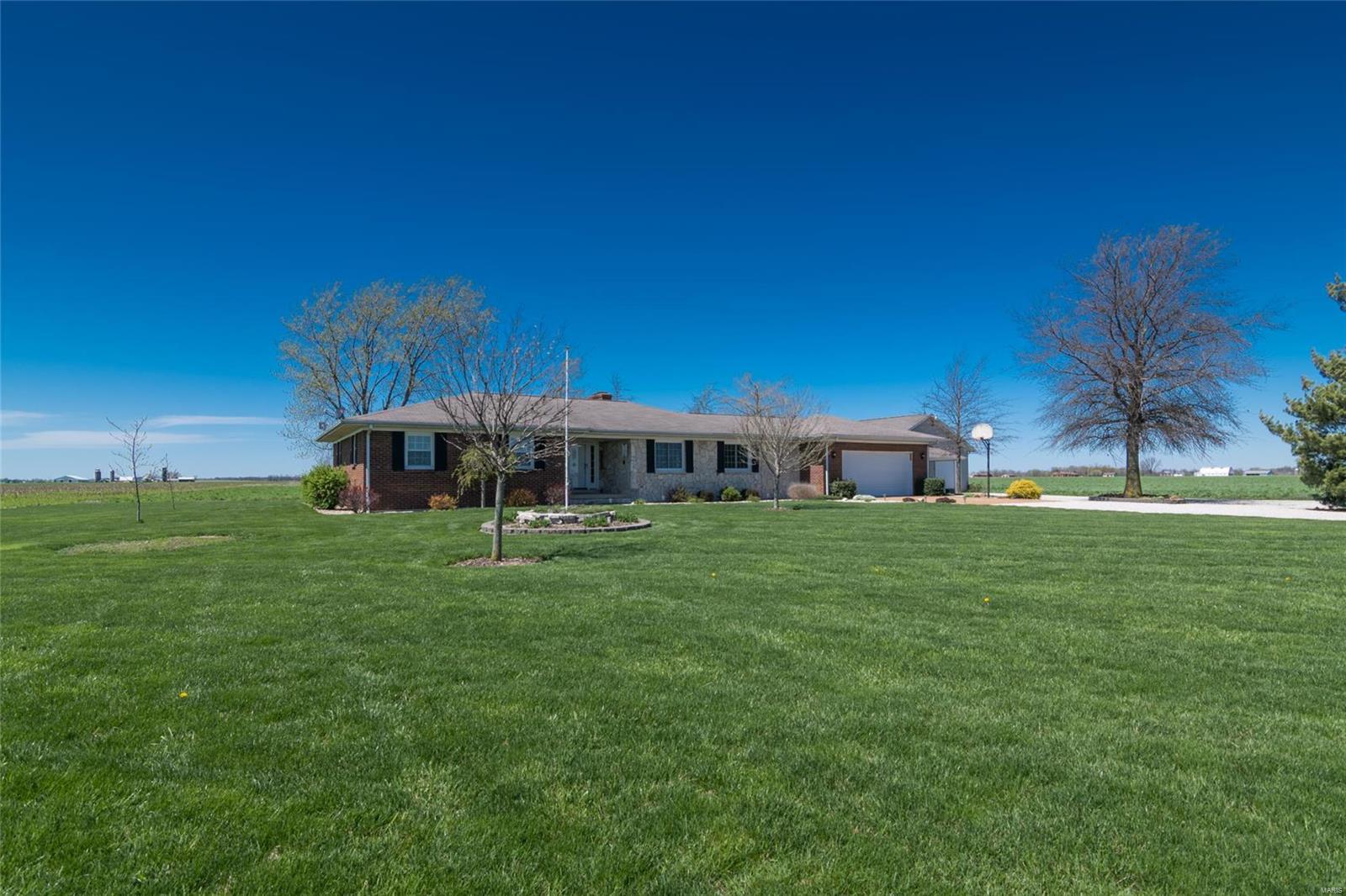 20505 Ellwood Road Highland, IL 62249 - Photo 34 of 37