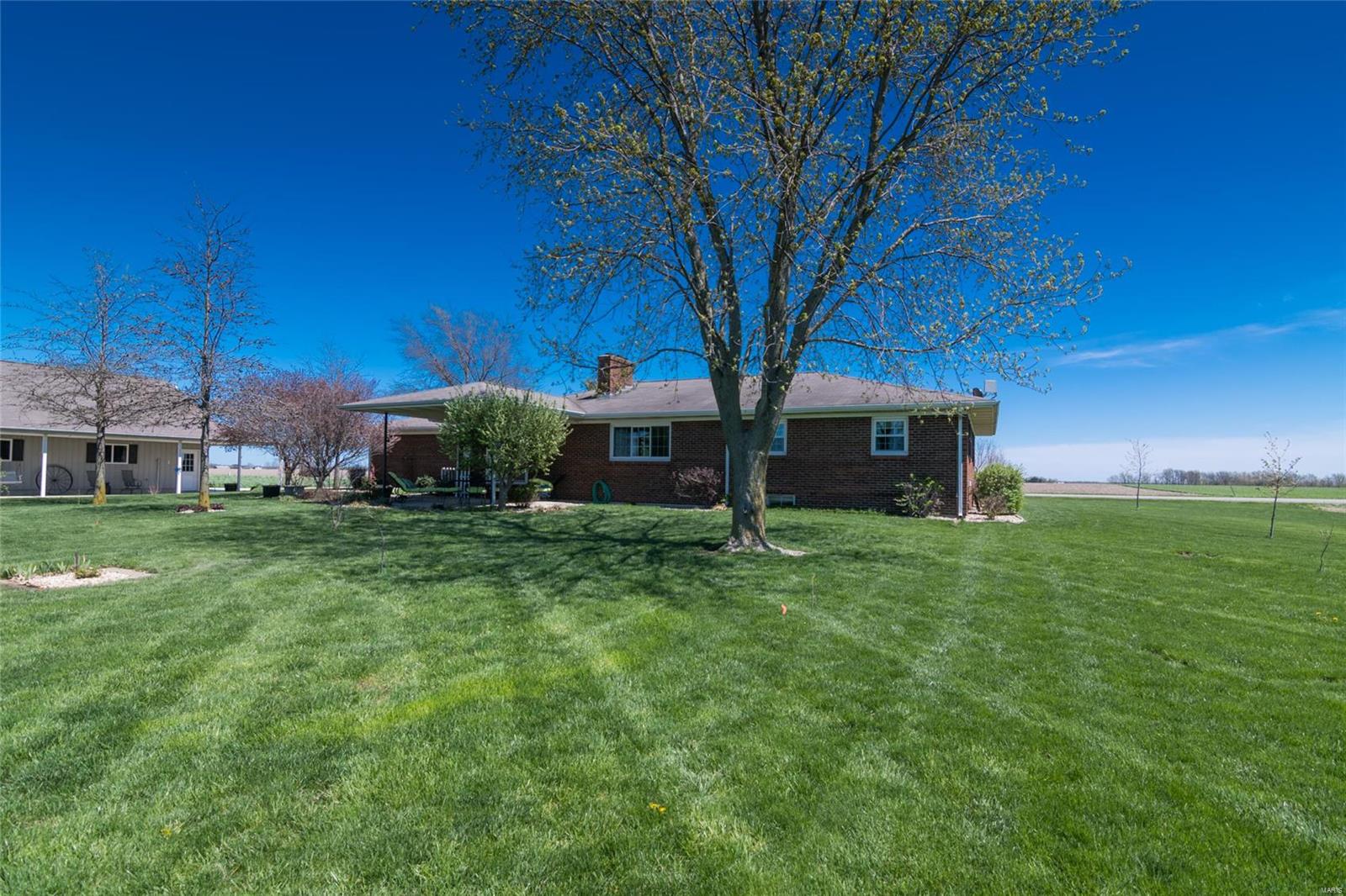 20505 Ellwood Road Highland, IL 62249 - Photo 36 of 37
