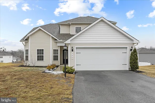 $369,000 | 300 Headwaters Drive, Falling Waters, WV 25419