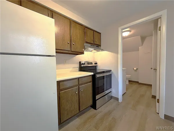 $157,900 | 72 Parkview Court, Lancaster, NY 14086