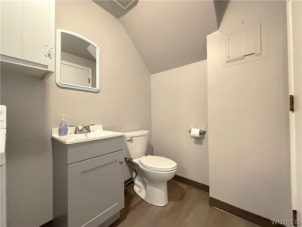 $157,900 | 72 Parkview Court, Lancaster, NY 14086