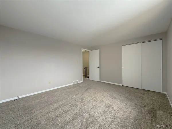 $157,900 | 72 Parkview Court, Lancaster, NY 14086