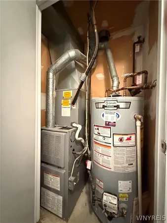 $157,900 | 72 Parkview Court, Lancaster, NY 14086