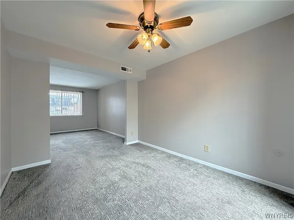 $157,900 | 72 Parkview Court, Lancaster, NY 14086