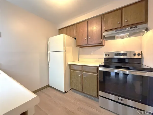 $157,900 | 72 Parkview Court, Lancaster, NY 14086