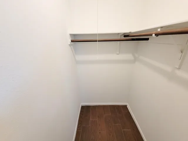 $2,100 | 10010 Sagecanyon Drive, Houston, TX 77089