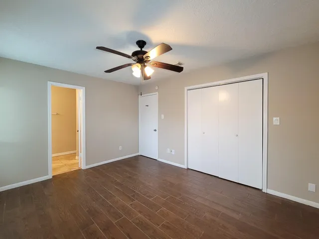 $2,100 | 10010 Sagecanyon Drive, Houston, TX 77089