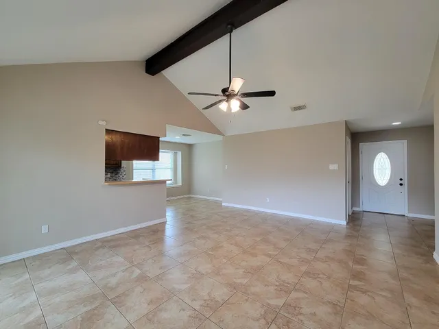 $2,100 | 10010 Sagecanyon Drive, Houston, TX 77089