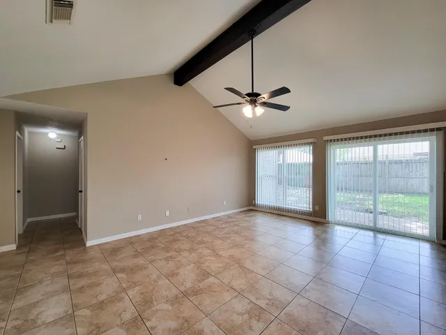 $2,100 | 10010 Sagecanyon Drive, Houston, TX 77089