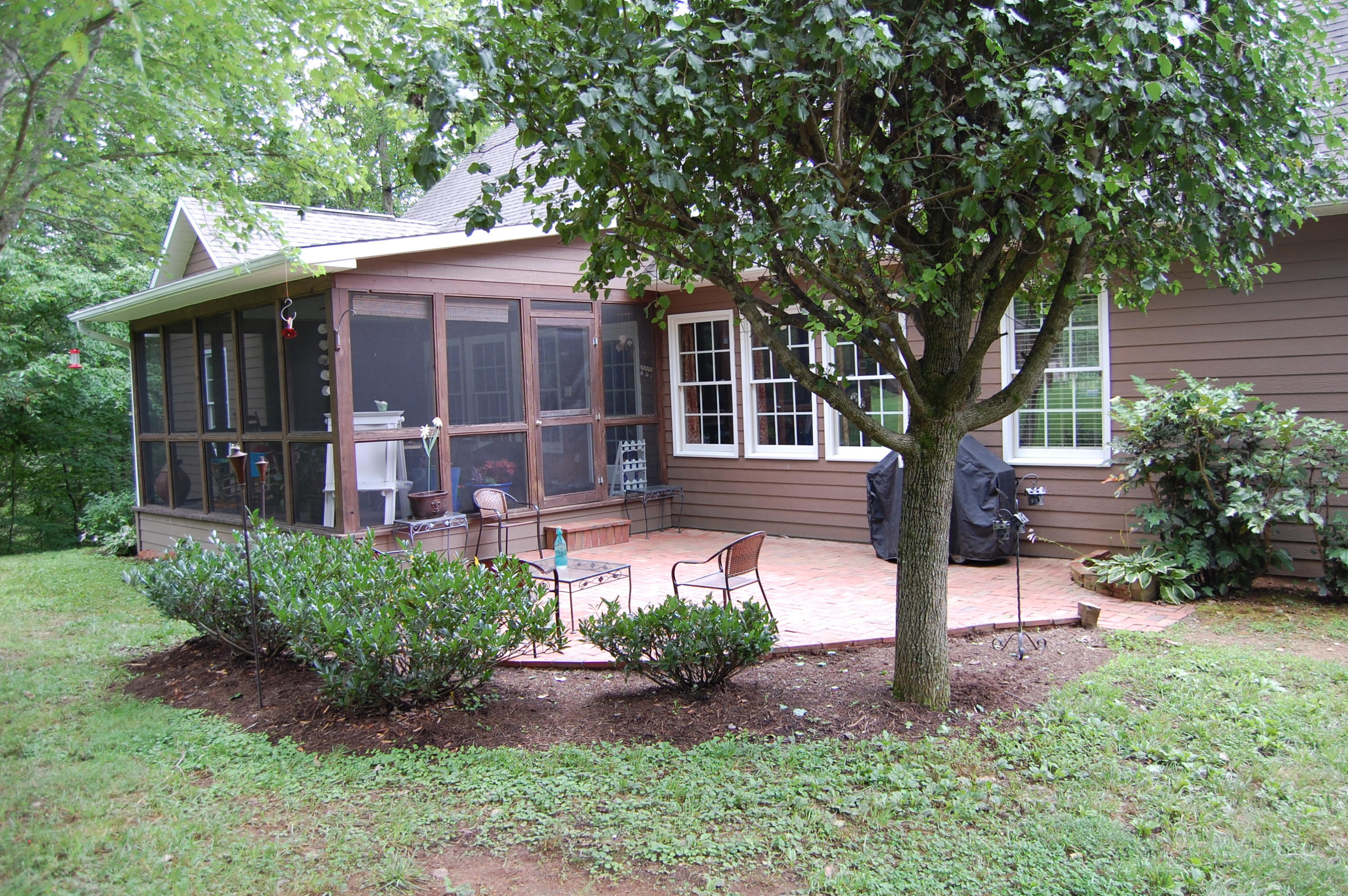 701 Bullrun Valley Drive Heiskell, TN 37754 - Photo 8 of 40 Back of Home Screen Porch
