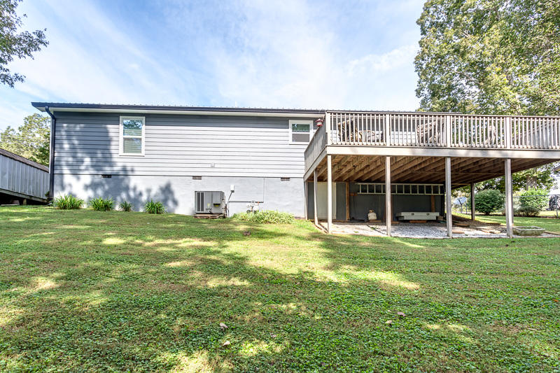 1047 Carding Machine Road Loudon, TN 37774 - Photo 30 of 32 033181003-2-8221BrokenRockLnKnoxvilleTN-