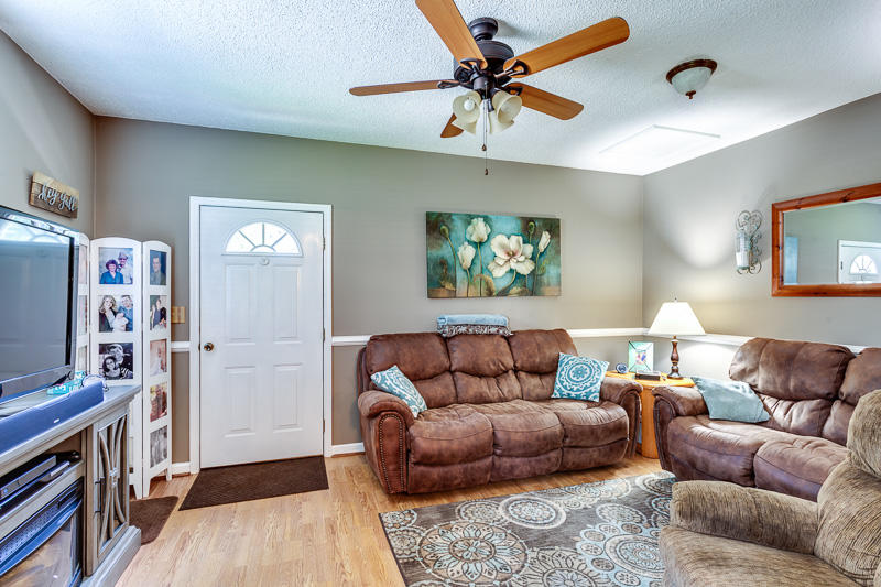 1047 Carding Machine Road Loudon, TN 37774 - Photo 8 of 32 009181003-2-8221BrokenRockLnKnoxvilleTN-