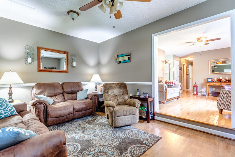 1047 Carding Machine Road Loudon, TN 37774 - Photo 9 of 32 010181003-2-8221BrokenRockLnKnoxvilleTN-