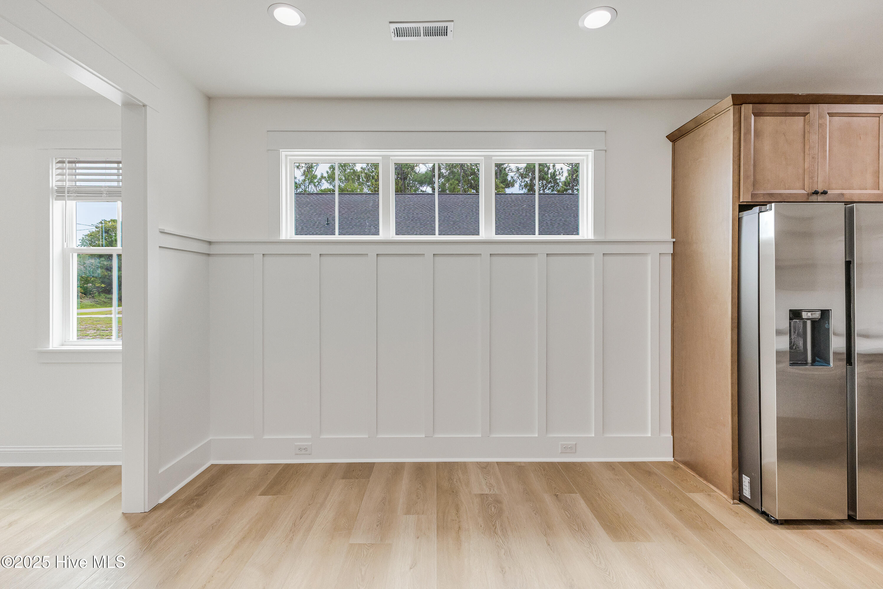 1060 Springdale Road Southport, NC 28461 - Photo 11 of 35 Lovely Trim Details