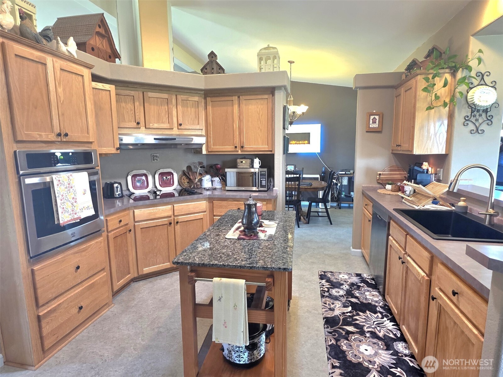8905 Canal Road Southeast Yelm, WA 98597 - Photo 7 of 27 Gallery Image 7