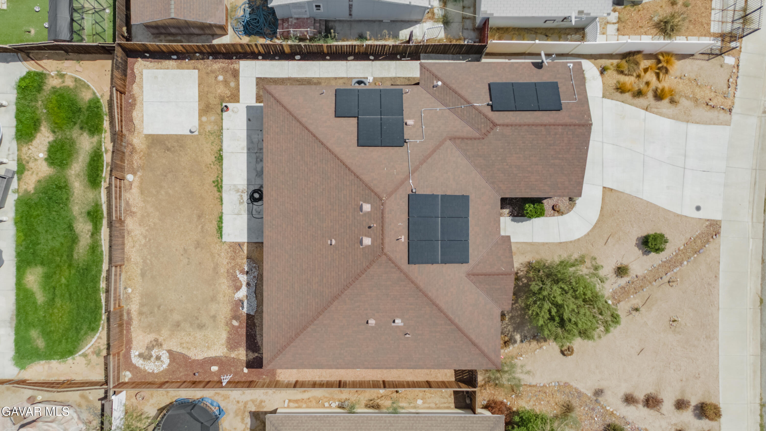 1415 Richfield Avenue Rosamond, CA 93560 - Photo 21 of 21 an aerial view of a house with a yard