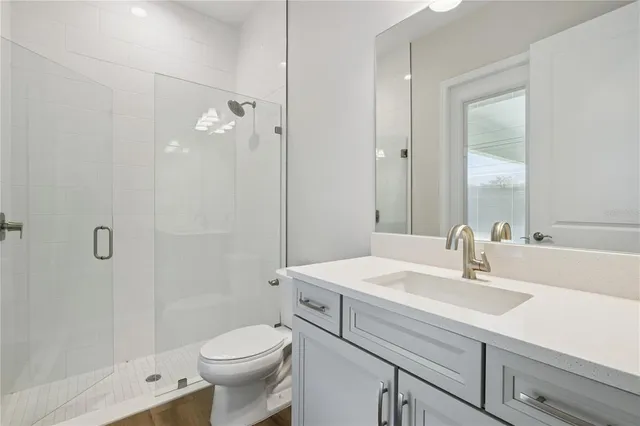 $899,990 | 166 Hidden Ests Court, Brandon, FL 33511