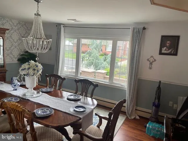 a view of an outdoor space and a yard