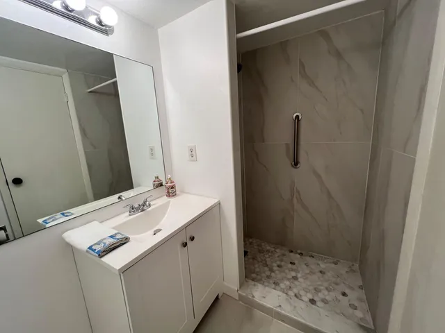 $2,200 | 3540 South Ocean Boulevard, Unit 108, South Palm Beach, FL 33480