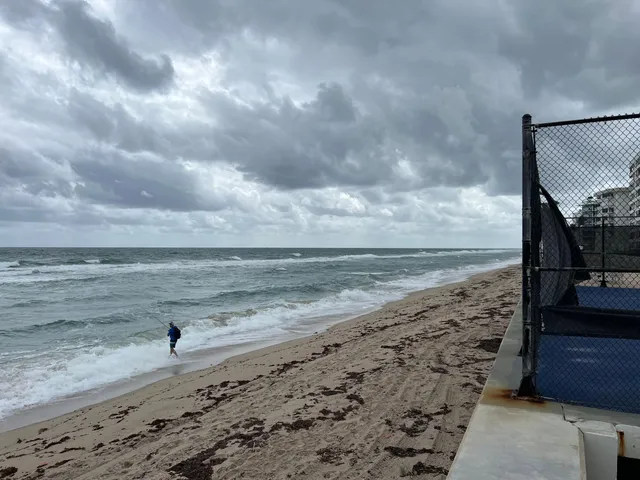 $2,200 | 3540 South Ocean Boulevard, Unit 108, South Palm Beach, FL 33480