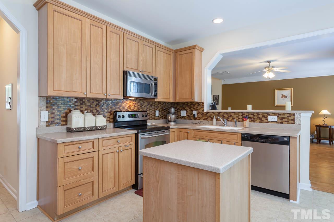 3417 Sunbright Lane Raleigh, NC 27610 - Photo 14 of 25 Gallery Image 14