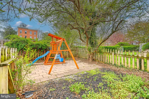 $289,900 | 23 South Augusta Avenue, Baltimore, MD 21229