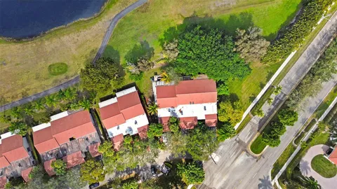 $475,000 | 16131 Laurel Drive, Unit 33, Weston, FL 33326