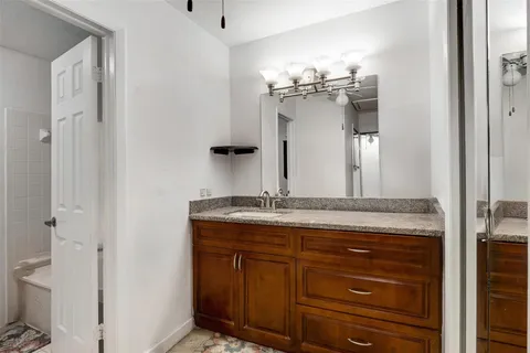 $475,000 | 16131 Laurel Drive, Unit 33, Weston, FL 33326