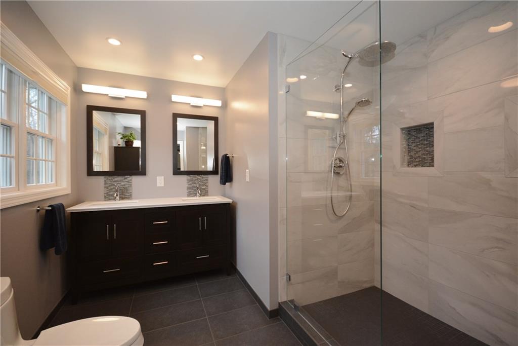 207 Highland Road Pittsburgh, PA 15238 - Photo 14 of 25 Gallery Image 14