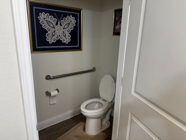 106 Calhoun Lane Georgetown, TX 78633 - Photo 11 of 16 Bathroom