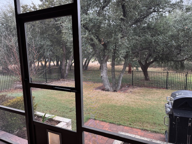 106 Calhoun Lane Georgetown, TX 78633 - Photo 14 of 16