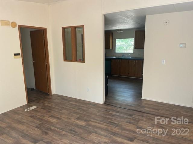 1722 Old North Road Lenoir, NC 28645 - Photo 5 of 14 Gallery Image 5
