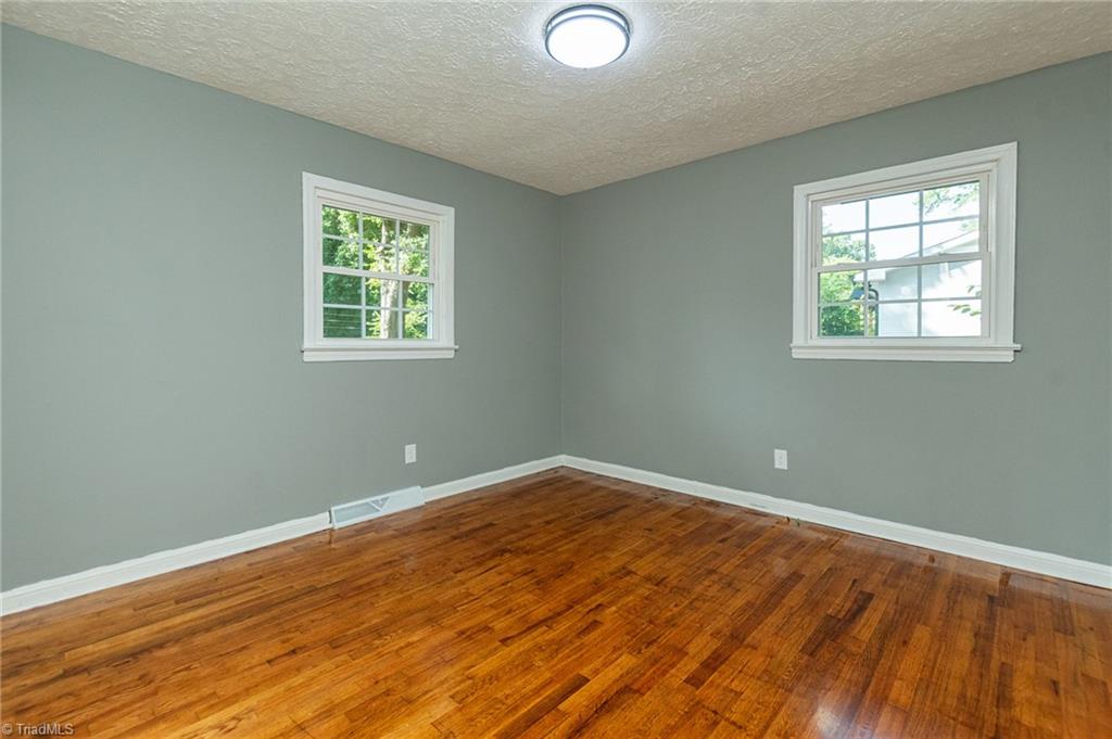 1207 Robin Road Eden, NC 27288 - Photo 27 of 32 Primary bedroom