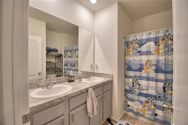 $379,900 | 803 Auburn Grv Court, Auburndale, FL 33823