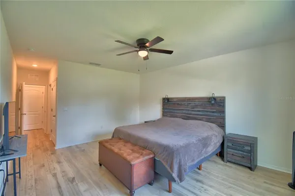 $379,900 | 803 Auburn Grv Court, Auburndale, FL 33823