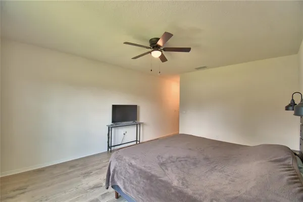 $379,900 | 803 Auburn Grv Court, Auburndale, FL 33823