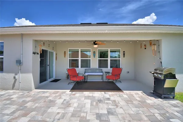 $379,900 | 803 Auburn Grv Court, Auburndale, FL 33823