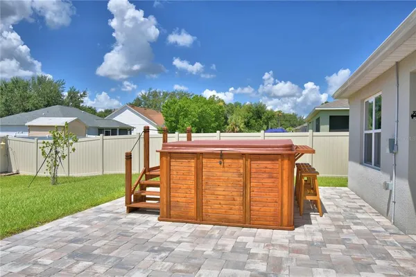 $379,900 | 803 Auburn Grv Court, Auburndale, FL 33823