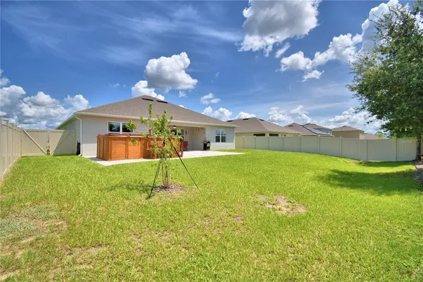 $379,900 | 803 Auburn Grv Court, Auburndale, FL 33823