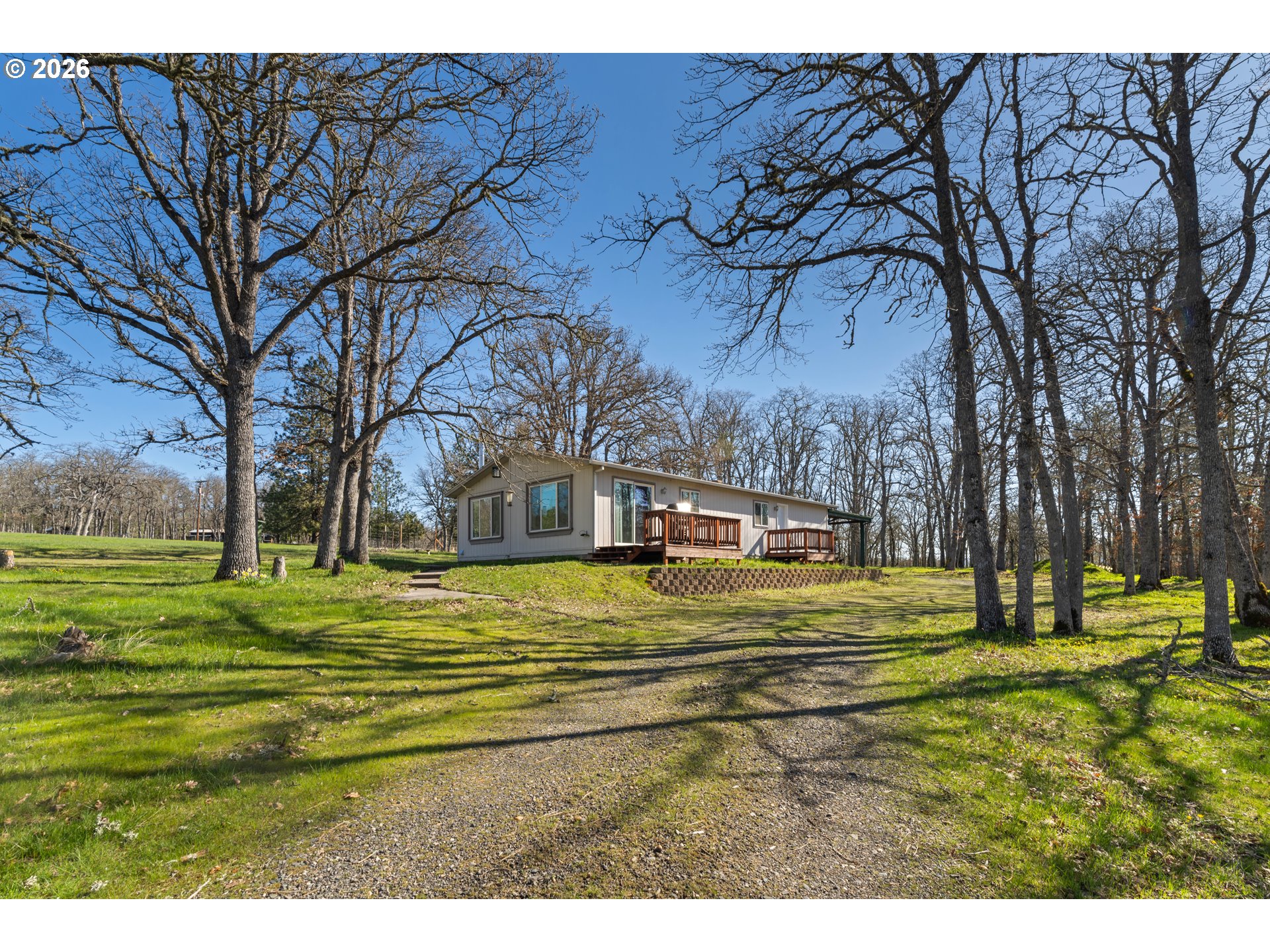196 Lyle Snowden Road Lyle, WA 98635 - Photo 2 of 45 Gallery Image 2