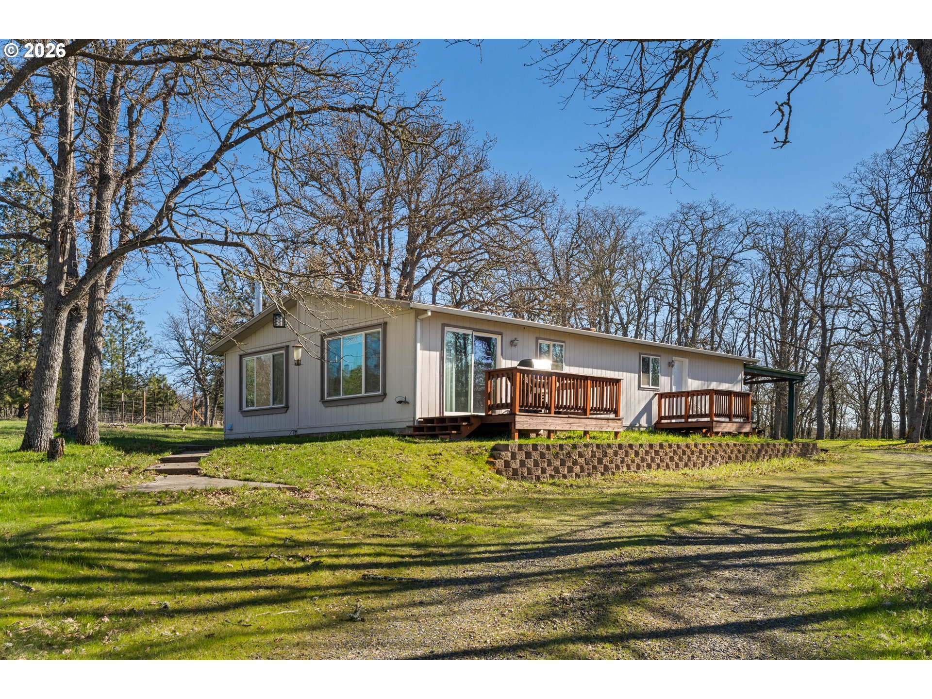196 Lyle Snowden Road Lyle, WA 98635 - Photo 3 of 45 Gallery Image 3