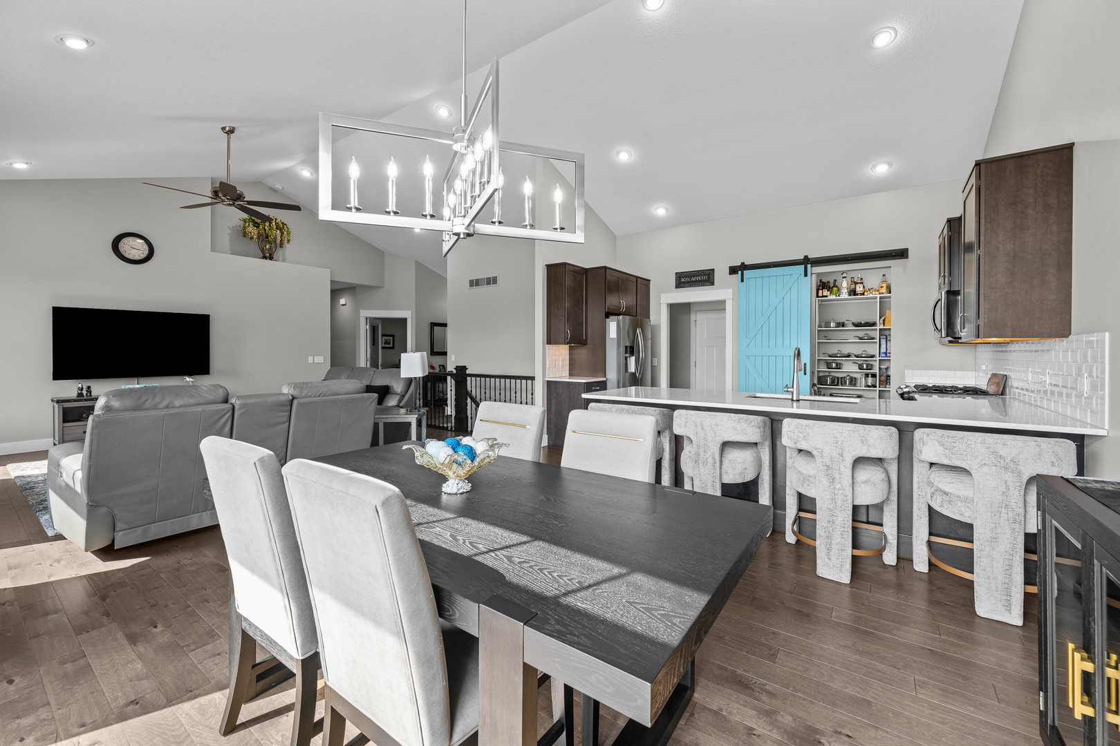 5555 Emily Road Bettendorf, IA 52722 - Photo 21 of 62 Gallery Image 21