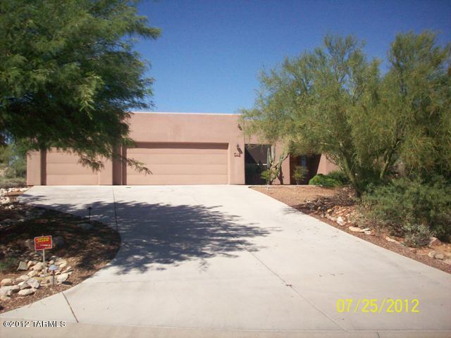 950 West Silver Spring Place Tucson, AZ 85755 - Photo 1 of 29