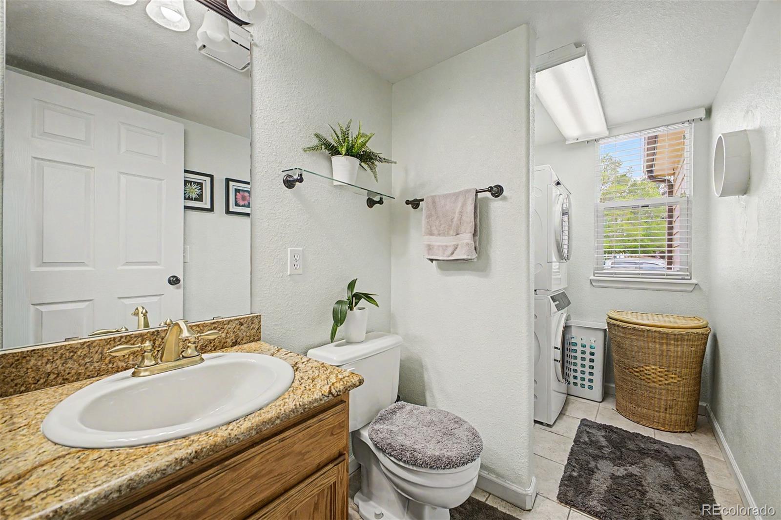 10015 Silver Maple Road Highlands Ranch, CO 80129 - Photo 13 of 37