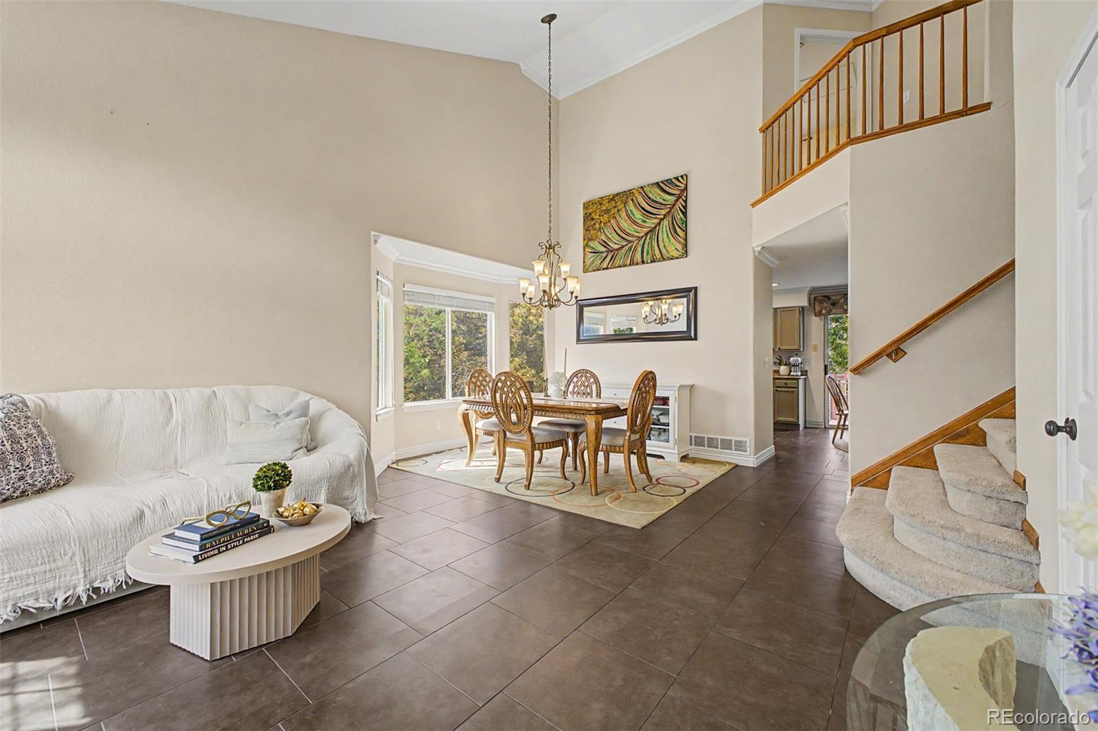 10015 Silver Maple Road Highlands Ranch, CO 80129 - Photo 3 of 37