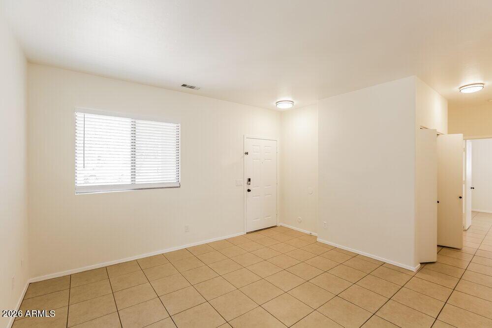 11222 West Almeria Road Avondale, AZ 85392 - Photo 5 of 16 Photo #5