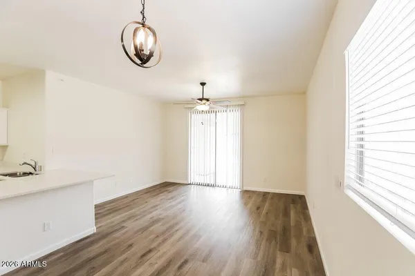 $1,935 | 11222 West Almeria Road, Avondale, AZ 85392